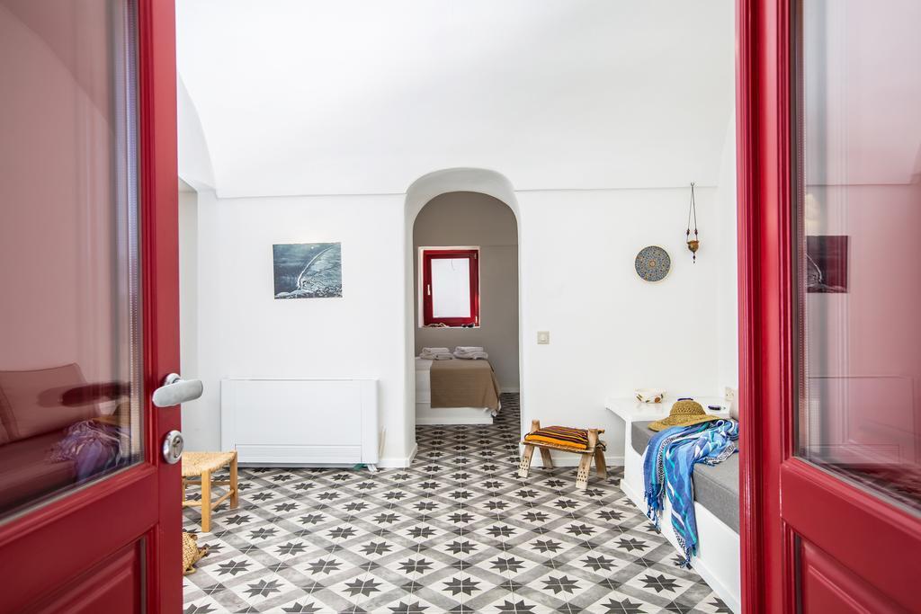Ferienwohnung Sunhaus Perissa  Exterior foto